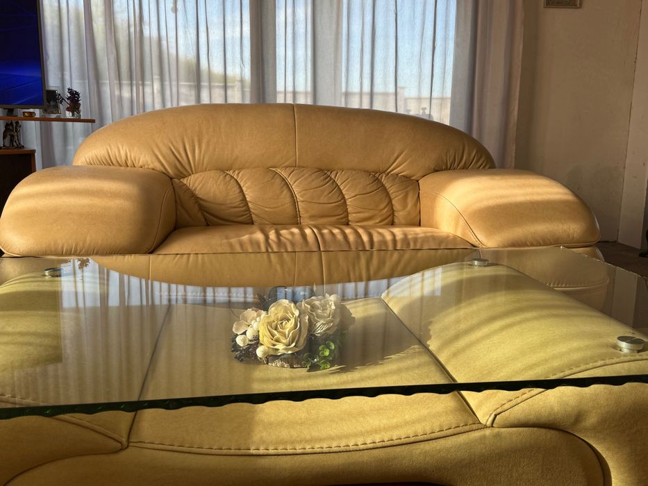 Масивна холна гарнитура от еко кожа