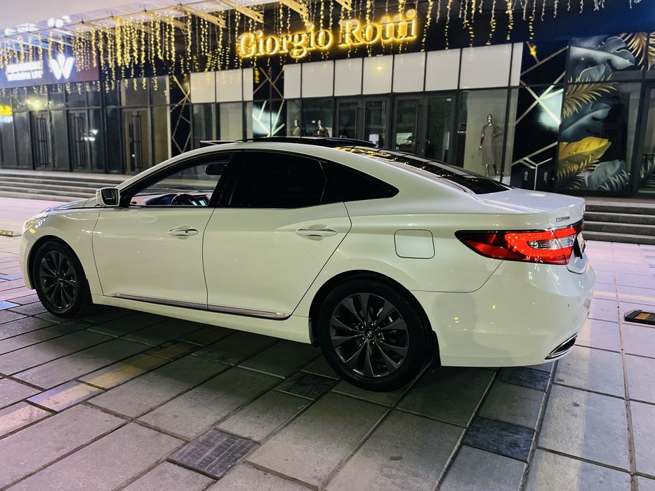 Hyundai Azera сотилади