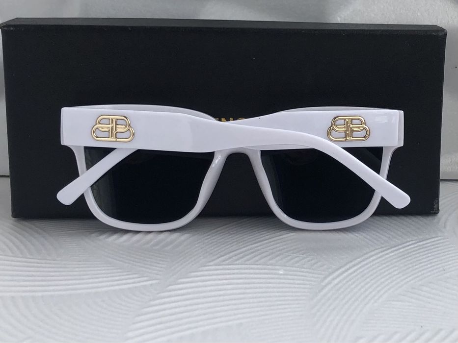 Бели дамски слънчеви очила котка