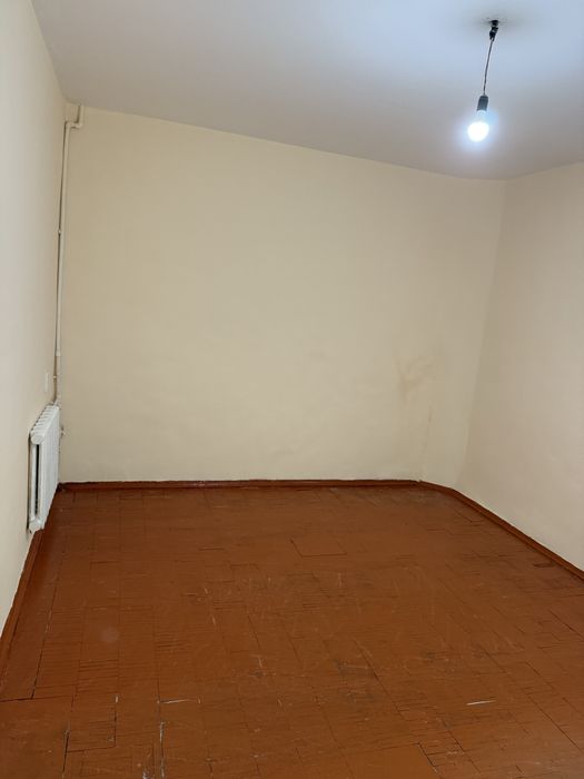 Срочно!Тошкент вилояти Галакудукд 1 хонали 1чи этаж