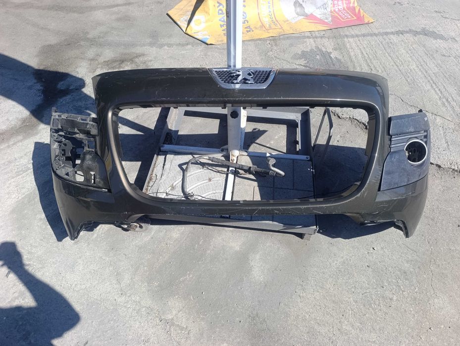Предна броня за Пежо 3008 / Peugeot 3008 до 2013г.