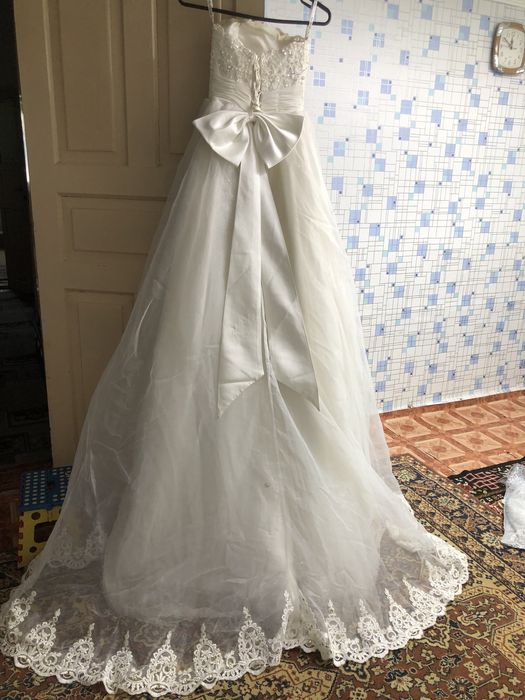 Свадебное платье