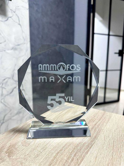 Statuetka Статуэтка