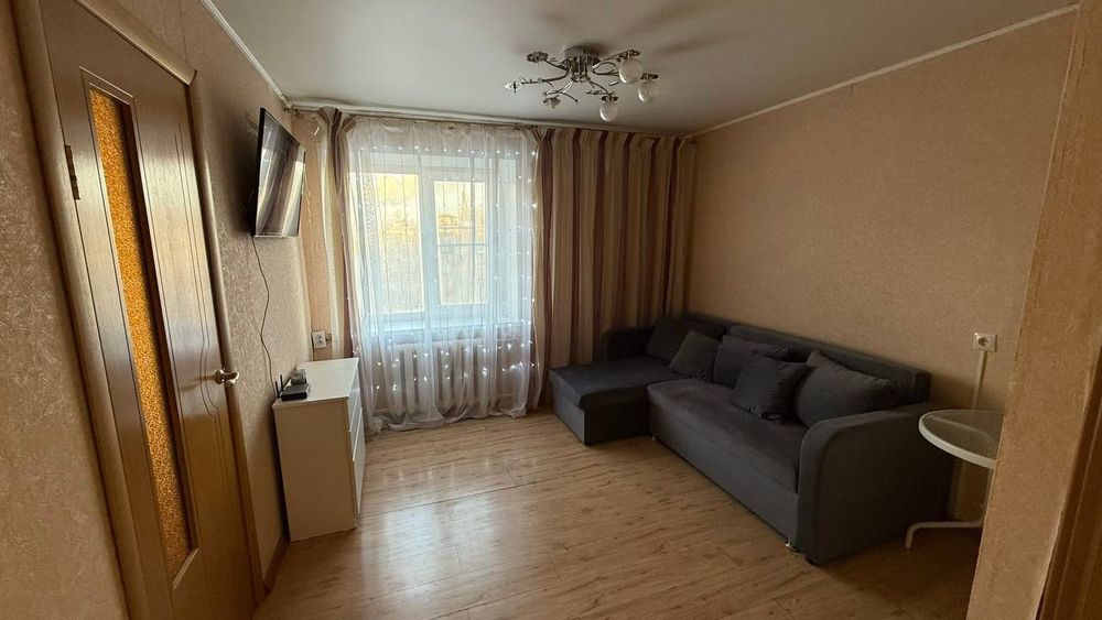 Сдам 2х ком квартиру на Миробадском районе