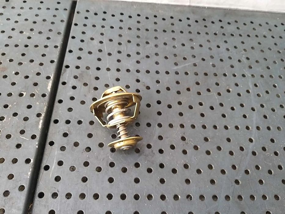 Termostat lichid racire ford fiesta 5 1313546 3s6g8575a2a