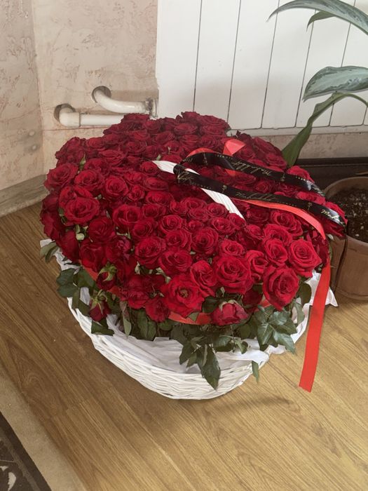 корзина из 101 роз