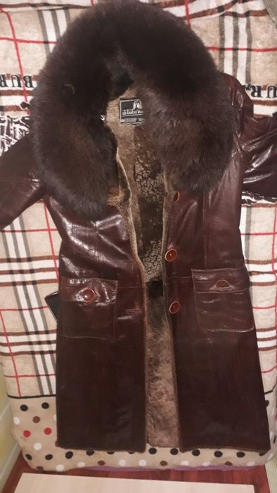 Продаю Дубленку 46