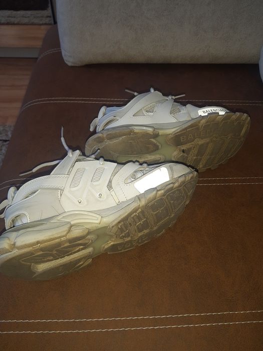 Balenciaga Trach