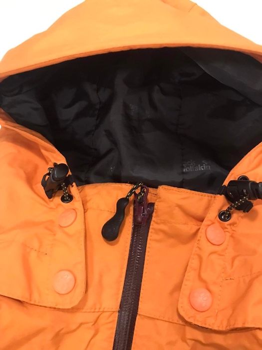 Дамско яке ветровка Jack Wolfskin