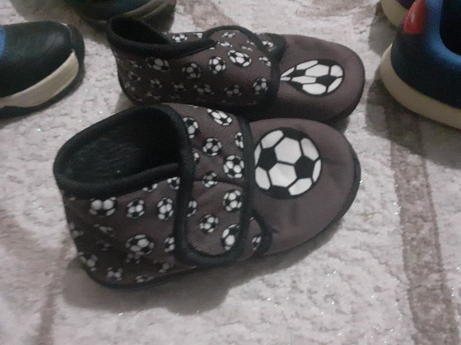 Детски обувки,ботуши,маратонки