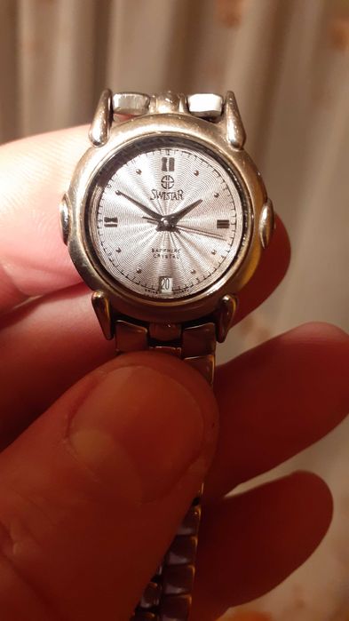 Ръчен часовник SWISTAR дамски продавам