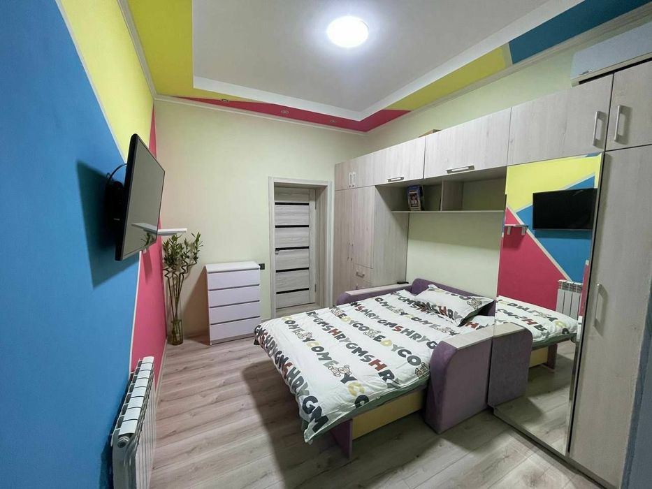 Чилонзор 1 квартал 2/4/4 высокопотолочка 81200