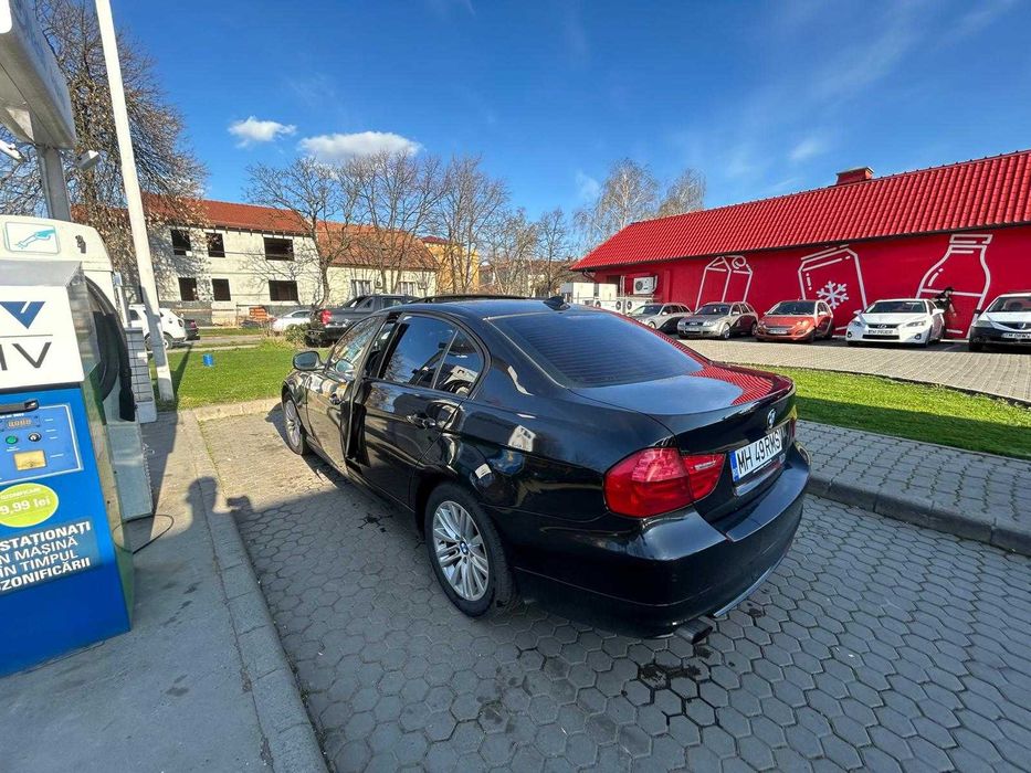 BMW e90 318i 2010