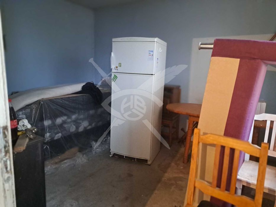 Двуетажна къща в Дебелт 95440