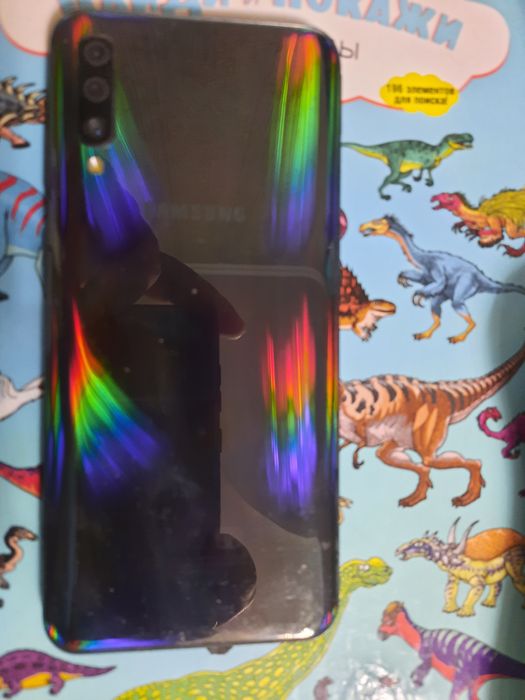 Продам телефон самсунг галакси а 50