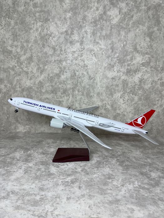 Самолет модель BOEING 777-300 ER (TURKISH AIRLINES) с LED подсветкой