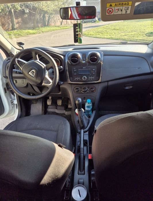 Vând Dacia Logan 2