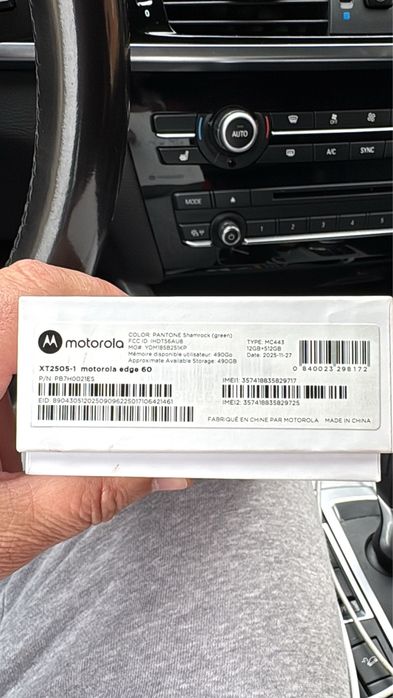 Vand telefon motorola edge60 12gb+512gb. Telefonul este nou nefolosit