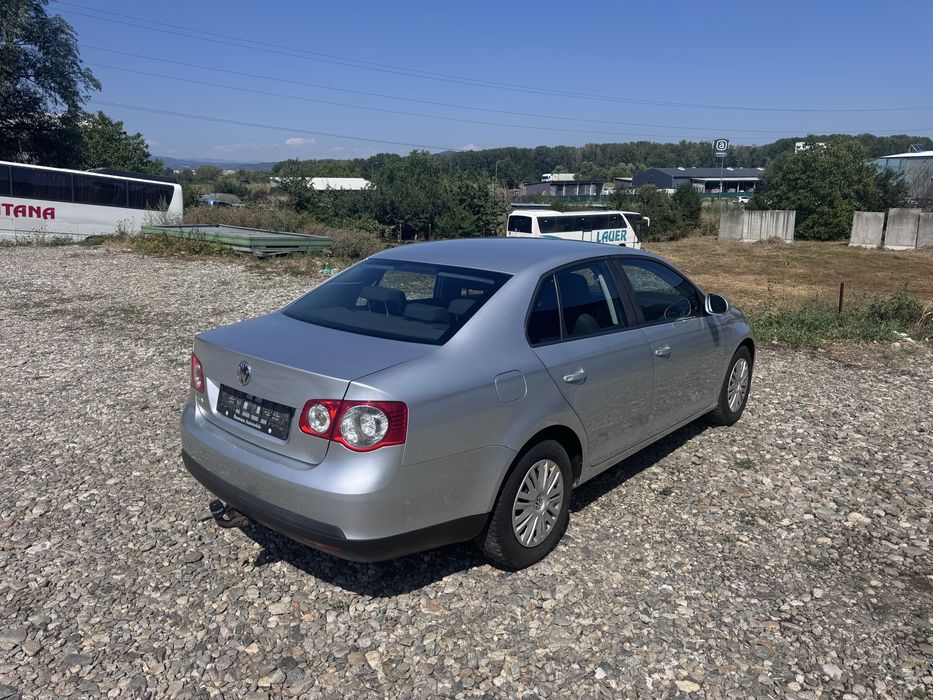 VOLKSWAGEN Jetta 2008 — imagine 3