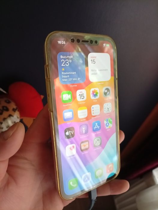 Huse iPhone 12 pro max.  Second-hand