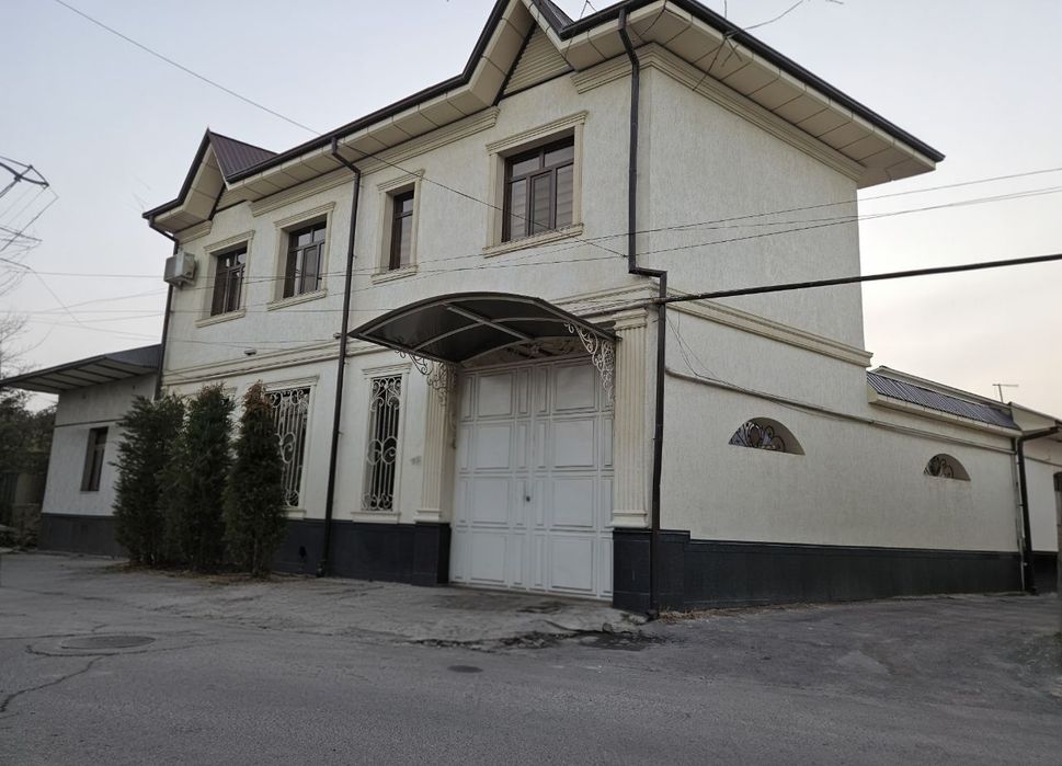 Продаётся участок Метро Беруни Алмазарский район