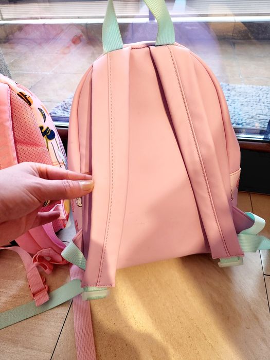 Ghiozdan fete cu pisicute (gradinita sau pregatitoare))