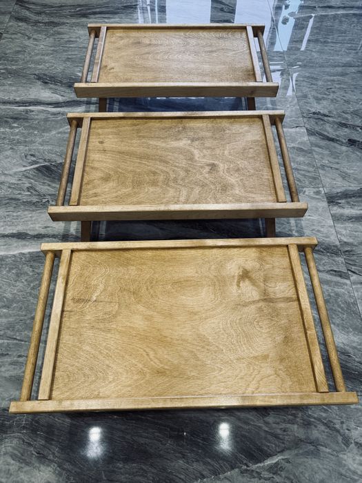 Столик - поднос массив дерева