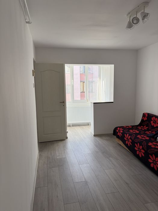 Garsoniera renovata integral