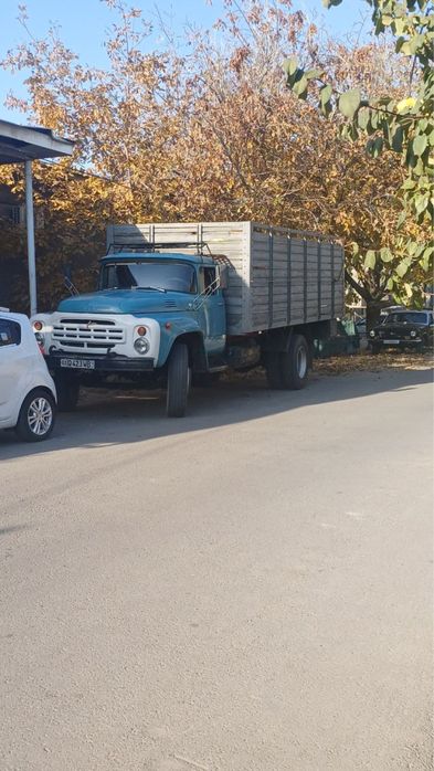 Zil 130G sotiladi