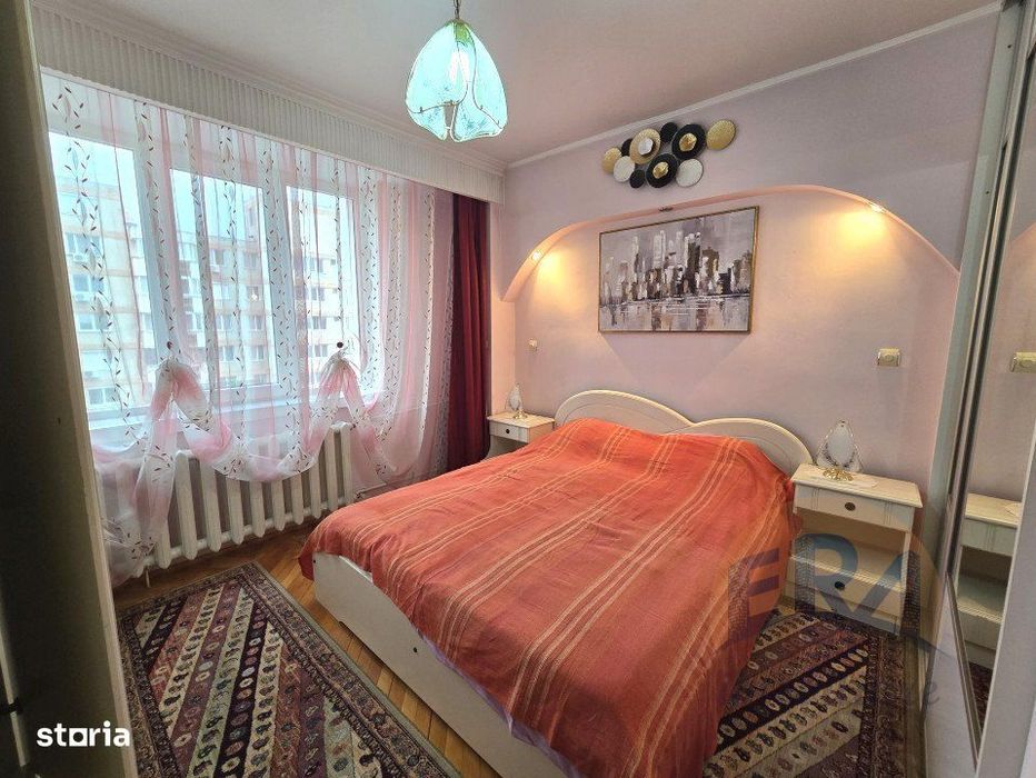Apartament 3 camere | Central - Cicero | Etaj 5 cu lift