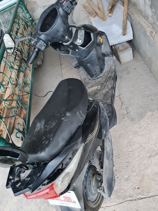 Electro skutr sotiladi