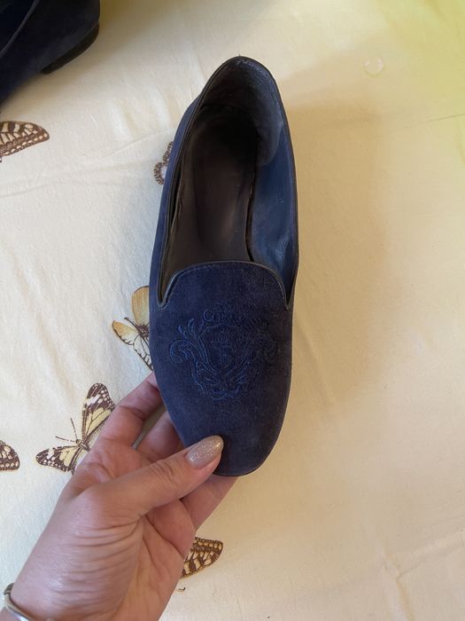 Продам лоферы женские