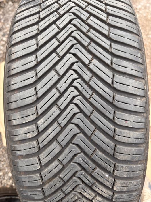 215/50/19 Continental 5 бр