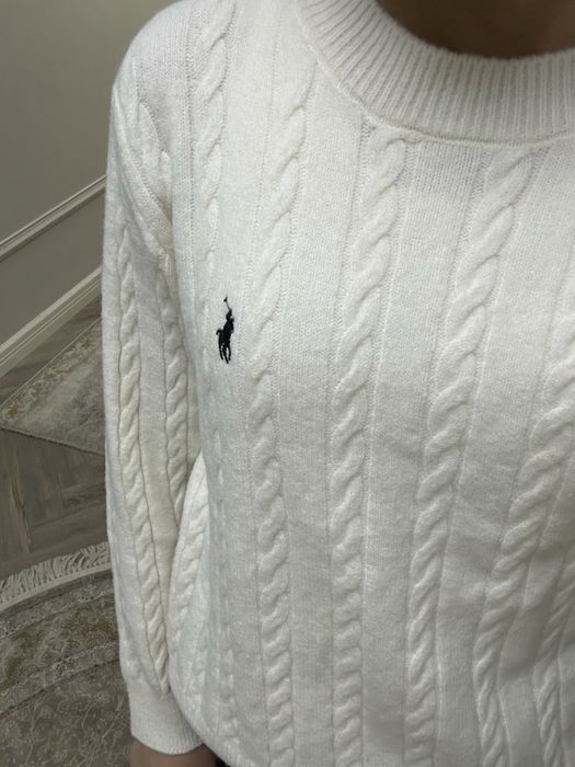 Белый свитер в стиле Ralph Lauren, размер S–M