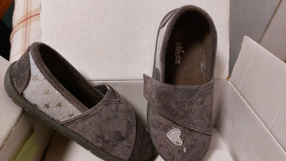 Нови детски обувки/пантофи Chicco, Skechers и бонус