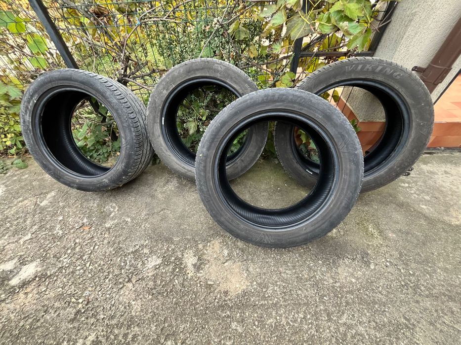 Vând anvelope vară 275/45R20