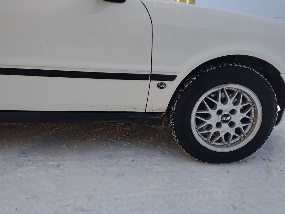 Продам Ауди б4 моно