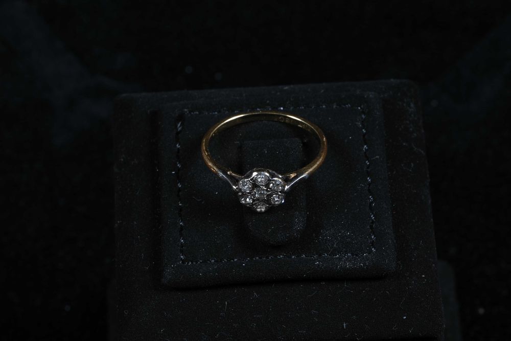 Пръстен Злато 750 и Платина, 7 Диаманта , 0.28 карата, Размер 53