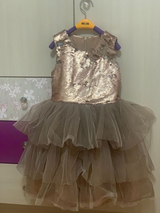 Детское нарядное платье!!!