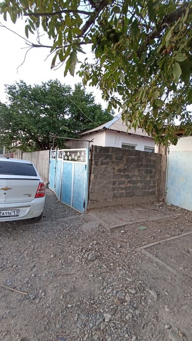 Тез арада жер үй сатылады