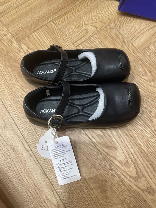 Кожаные туфли для девочки