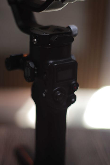 Электронный стабилизатор DJI RSC 2