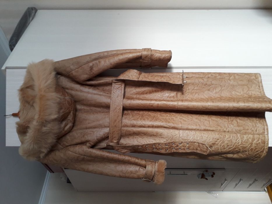 Продаю новую дубленку