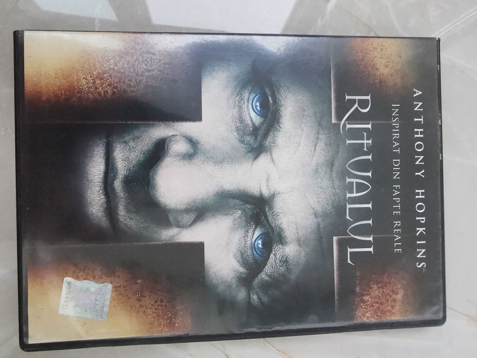 Filme 100  colectie DVD Terminator Salvation Mumia Resident Evil