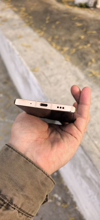 Lg Velvet 2 Pro 8/128 gb sotiladi