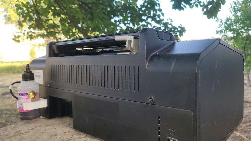 Epson l800 sotiladi holati ideal ,galofka cheklari yaxshi ,