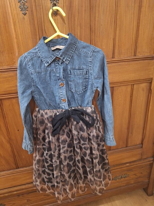 Шик рокличка размер 104/4 години