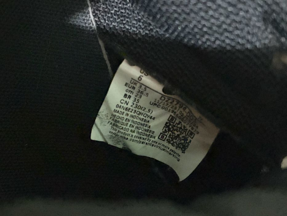 low nike panda shoes