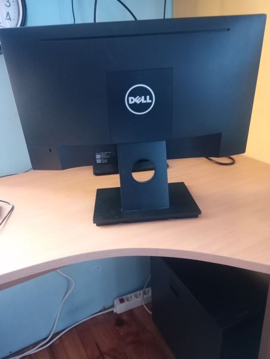 Монитор DELL E2016 HV