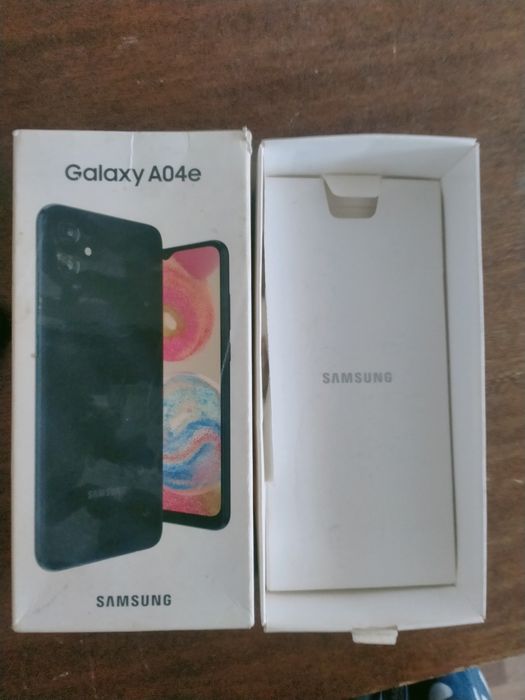 Продам телефон Самсунг